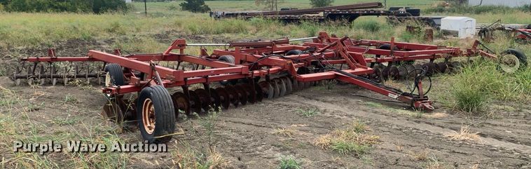 image for item LH9779 Case International HP3900  tandem disk