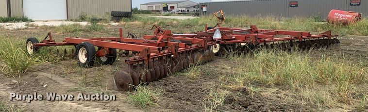 image for item LH9779 Case International HP3900  tandem disk