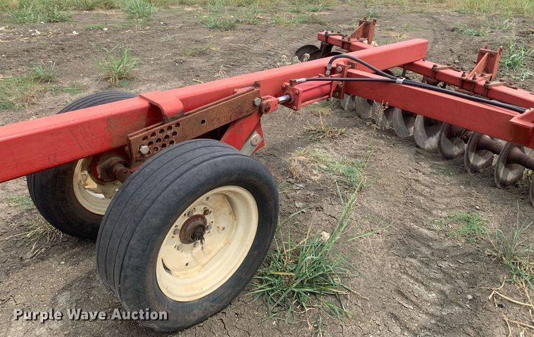 image for item LH9779 Case International HP3900  tandem disk