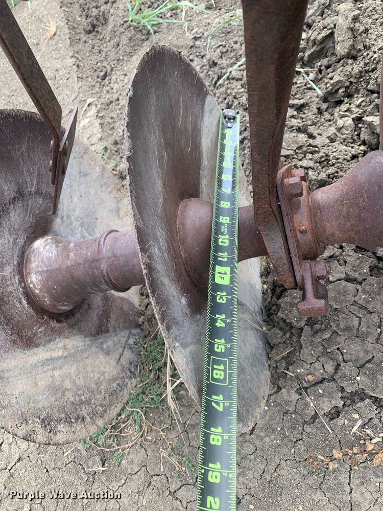 image for item LH9779 Case International HP3900  tandem disk