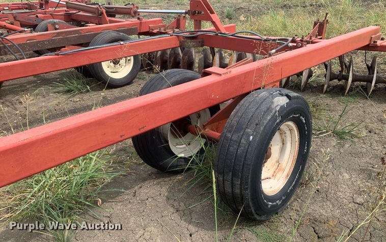 image for item LH9779 Case International HP3900  tandem disk