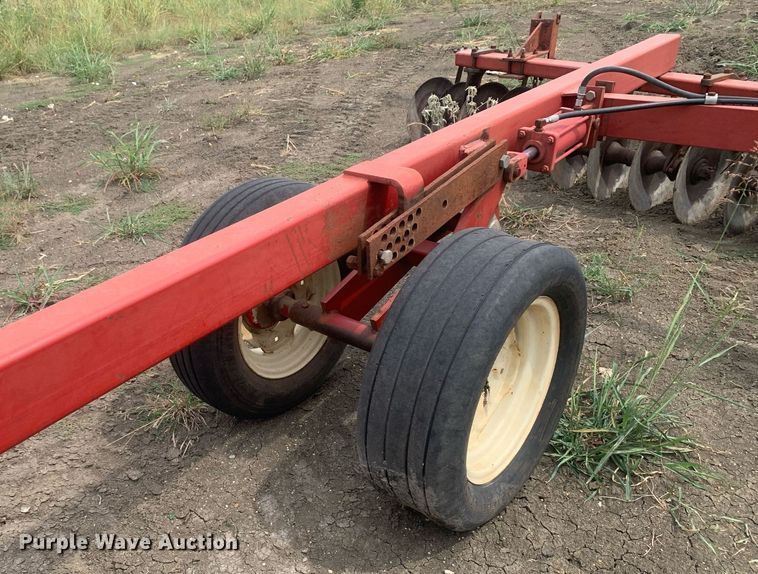 image for item LH9779 Case International HP3900  tandem disk