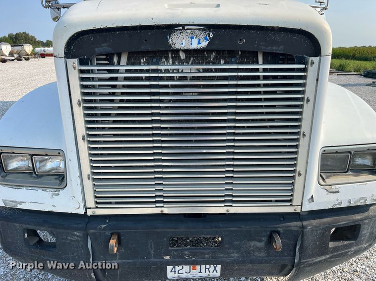 image for item MG9428 1992 Freightliner FLD  fertilizer delivery truck