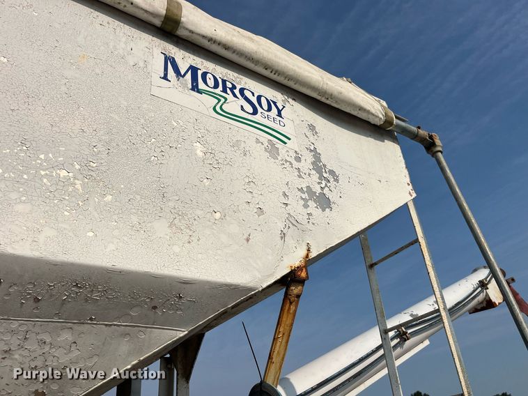 image for item MG9428 1992 Freightliner FLD  fertilizer delivery truck