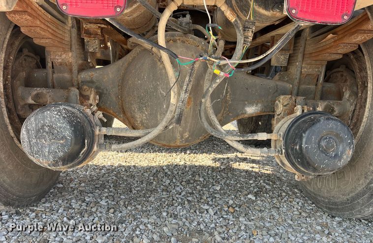 image for item MG9428 1992 Freightliner FLD  fertilizer delivery truck