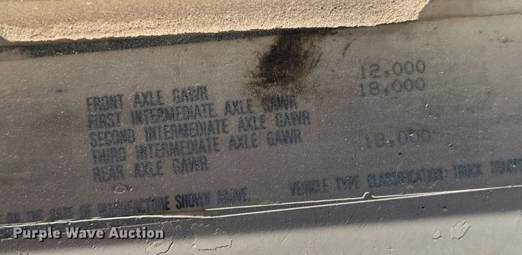 image for item MG9428 1992 Freightliner FLD  fertilizer delivery truck