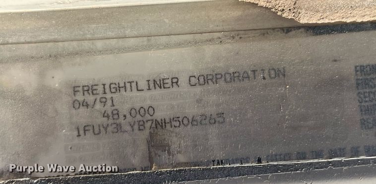 image for item MG9428 1992 Freightliner FLD  fertilizer delivery truck