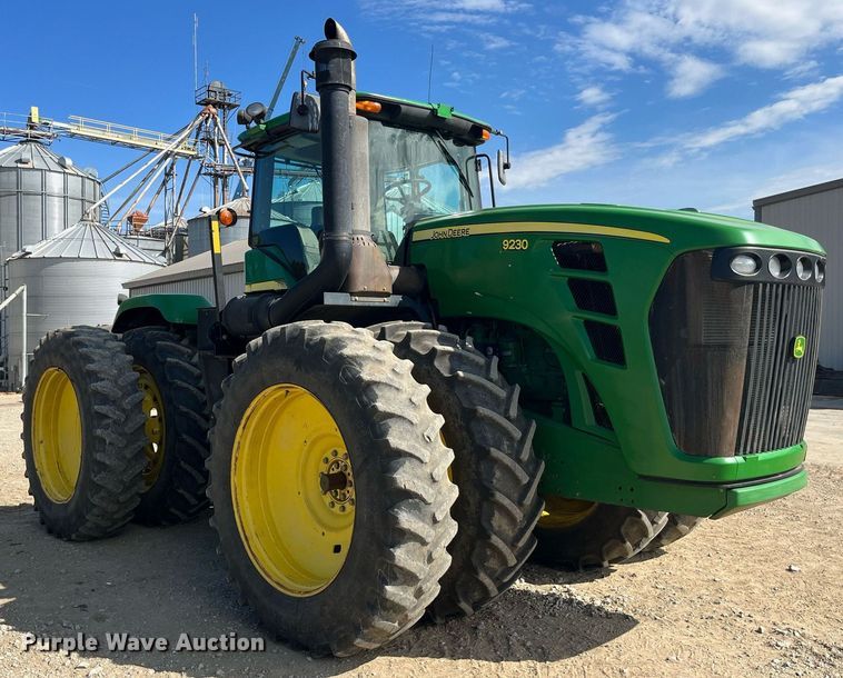 image for item MG9484 2011 John Deere 9230  4WD tractor