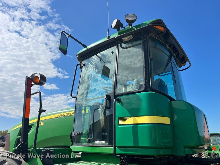 image for item MG9484 2011 John Deere 9230  4WD tractor