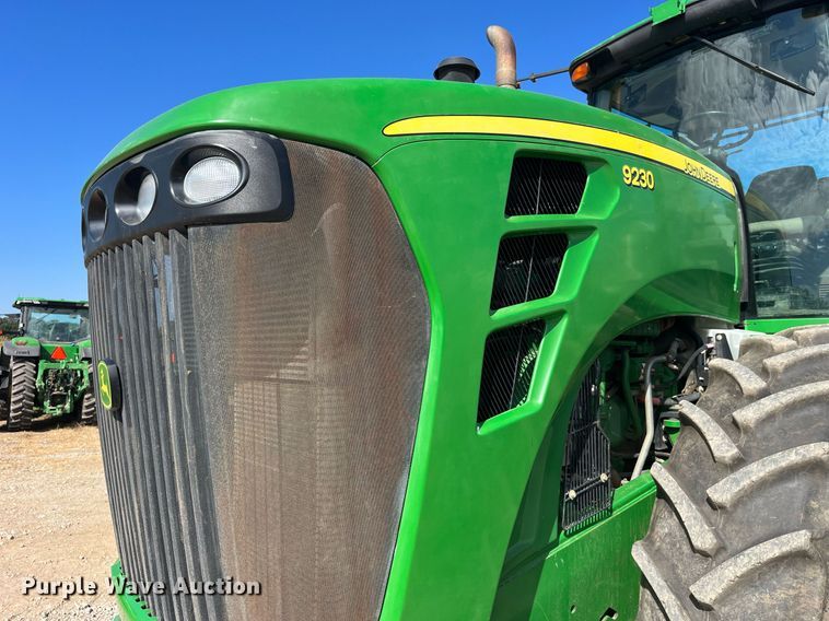 image for item MG9484 2011 John Deere 9230  4WD tractor