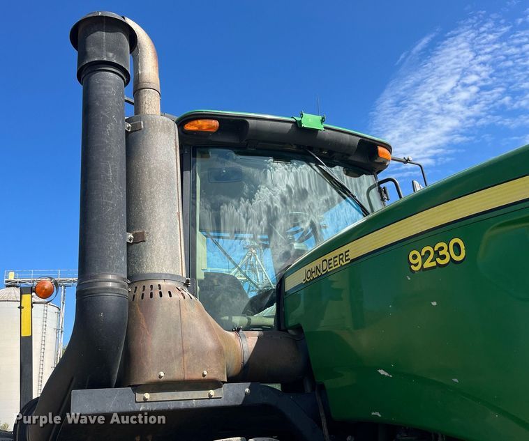image for item MG9484 2011 John Deere 9230  4WD tractor