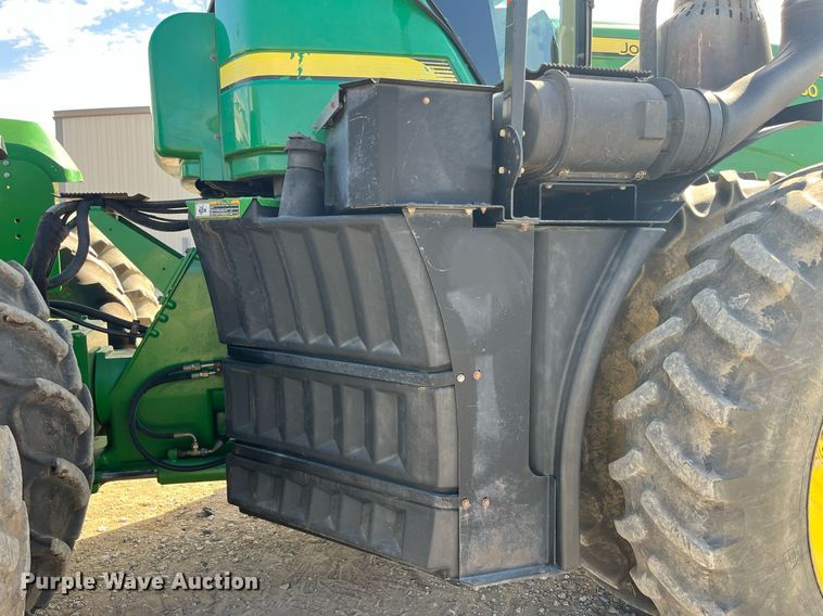 image for item MG9484 2011 John Deere 9230  4WD tractor