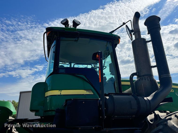 image for item MG9484 2011 John Deere 9230  4WD tractor