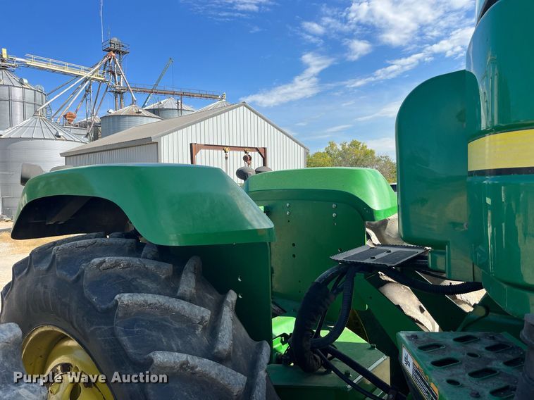 image for item MG9484 2011 John Deere 9230  4WD tractor