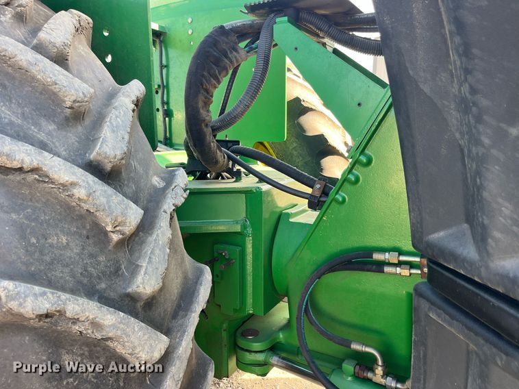 image for item MG9484 2011 John Deere 9230  4WD tractor