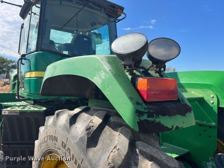 image for item MG9484 2011 John Deere 9230  4WD tractor