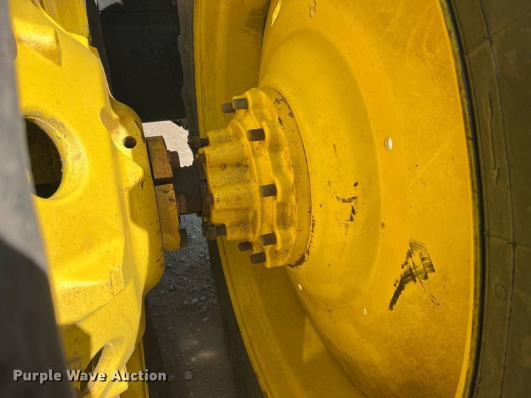 image for item MG9484 2011 John Deere 9230  4WD tractor