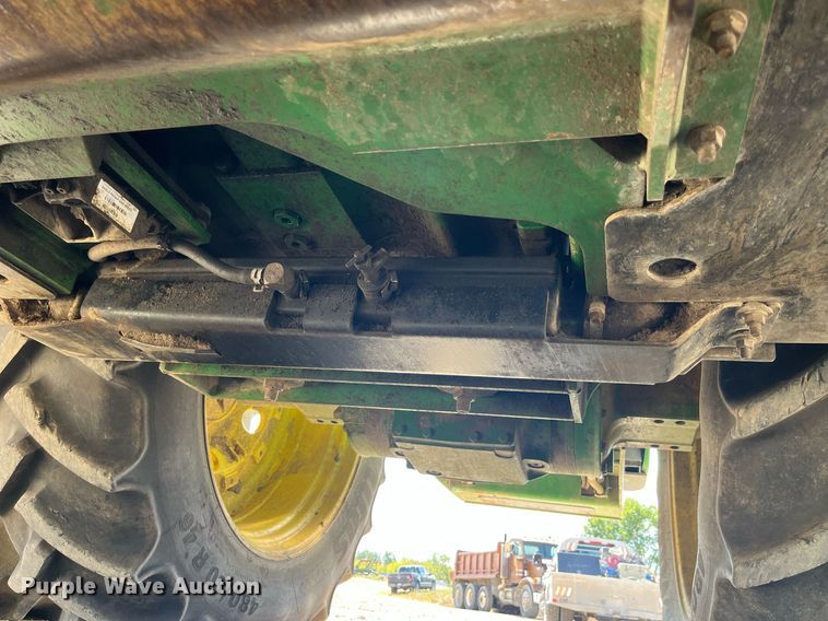 image for item MG9484 2011 John Deere 9230  4WD tractor
