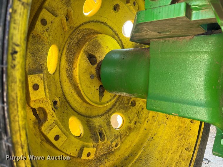 image for item MG9484 2011 John Deere 9230  4WD tractor