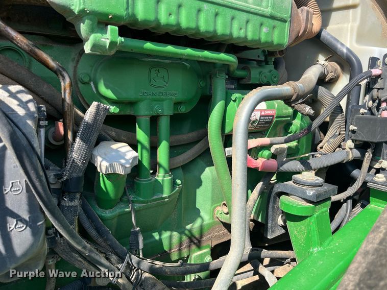 image for item MG9484 2011 John Deere 9230  4WD tractor