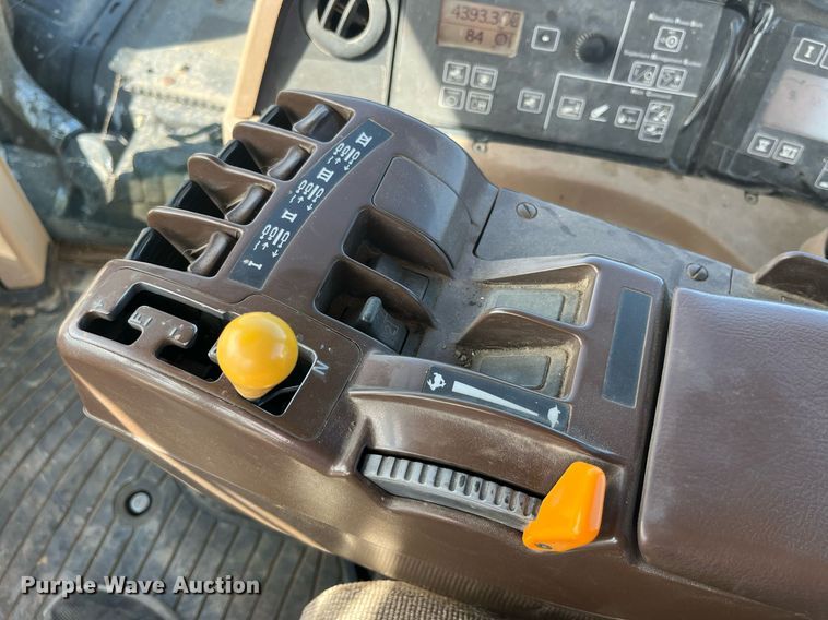 image for item MG9484 2011 John Deere 9230  4WD tractor