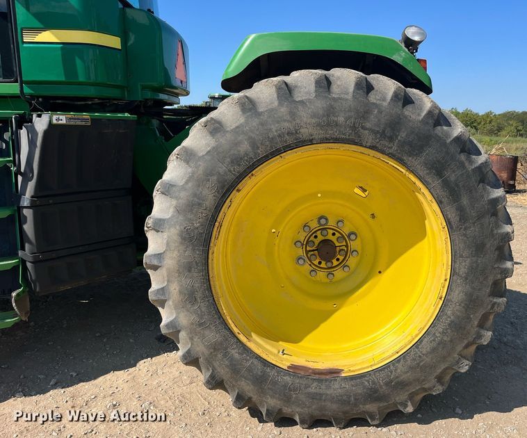 image for item MG9484 2011 John Deere 9230  4WD tractor