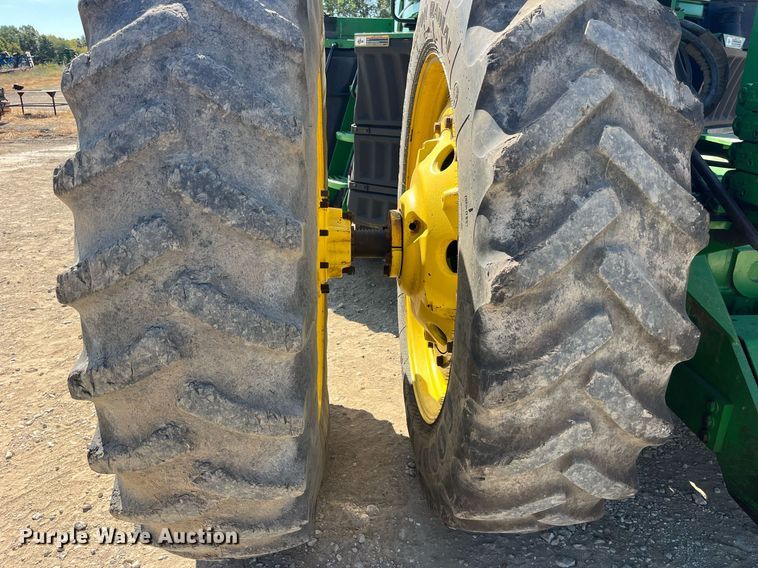 image for item MG9484 2011 John Deere 9230  4WD tractor