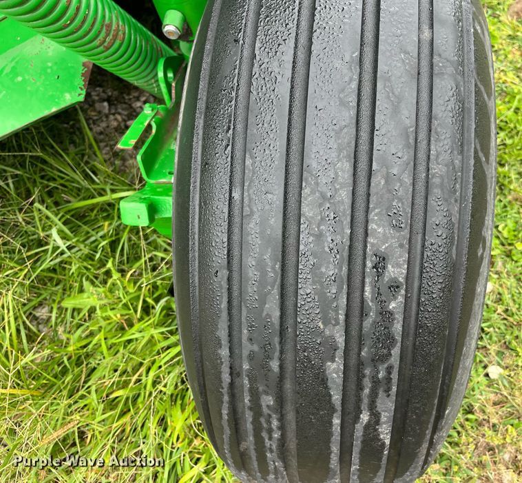 image for item MG9490 2007 John Deere 946 MoCo  swather / windrower