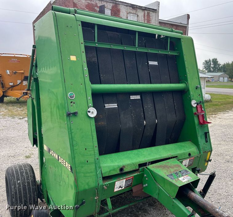 image for item MG9491 1993 John Deere 535  round baler