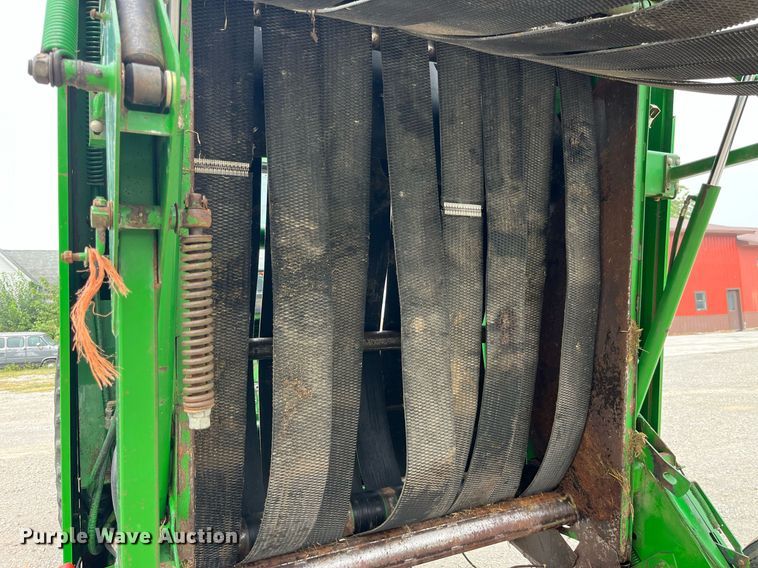 image for item MG9491 1993 John Deere 535  round baler