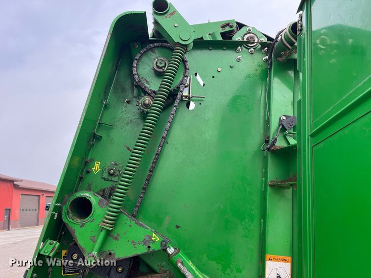 image for item MG9491 1993 John Deere 535  round baler
