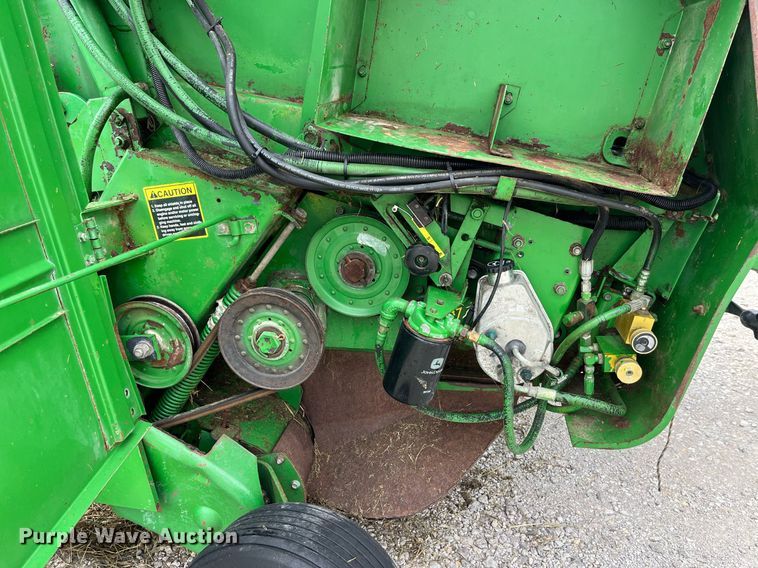 image for item MG9491 1993 John Deere 535  round baler