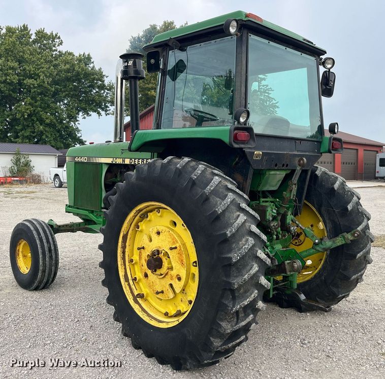 image for item MG9492 1980 John Deere 4440  tractor