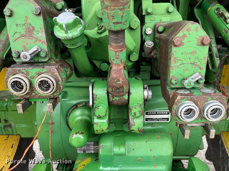 image for item MG9492 1980 John Deere 4440  tractor