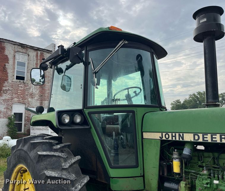 image for item MG9492 1980 John Deere 4440  tractor