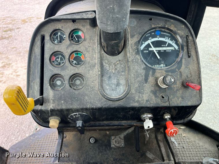 image for item MG9492 1980 John Deere 4440  tractor