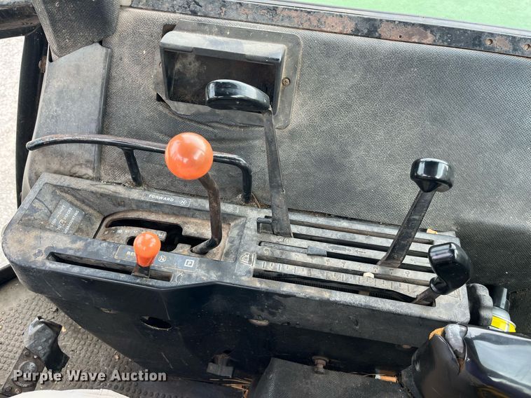 image for item MG9492 1980 John Deere 4440  tractor