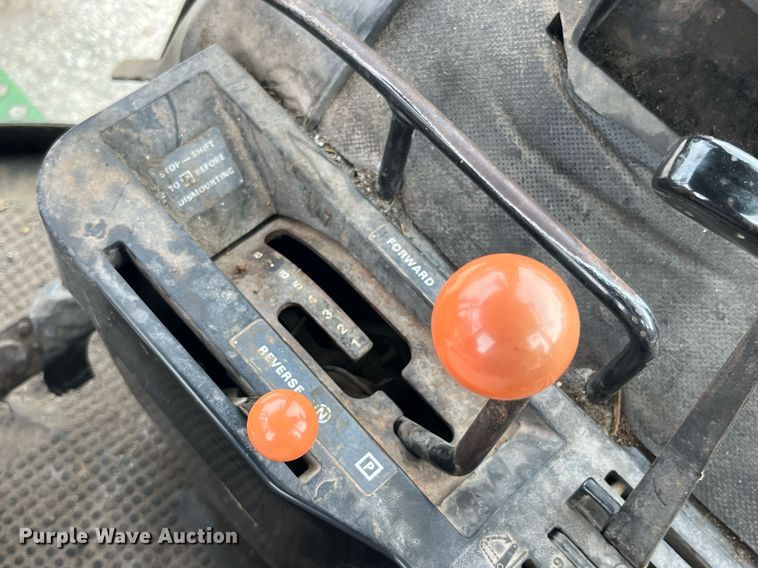 image for item MG9492 1980 John Deere 4440  tractor