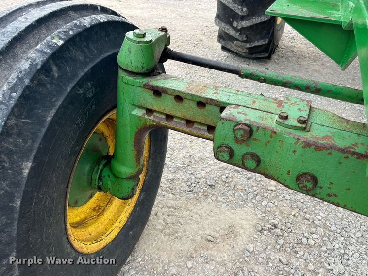 image for item MG9492 1980 John Deere 4440  tractor