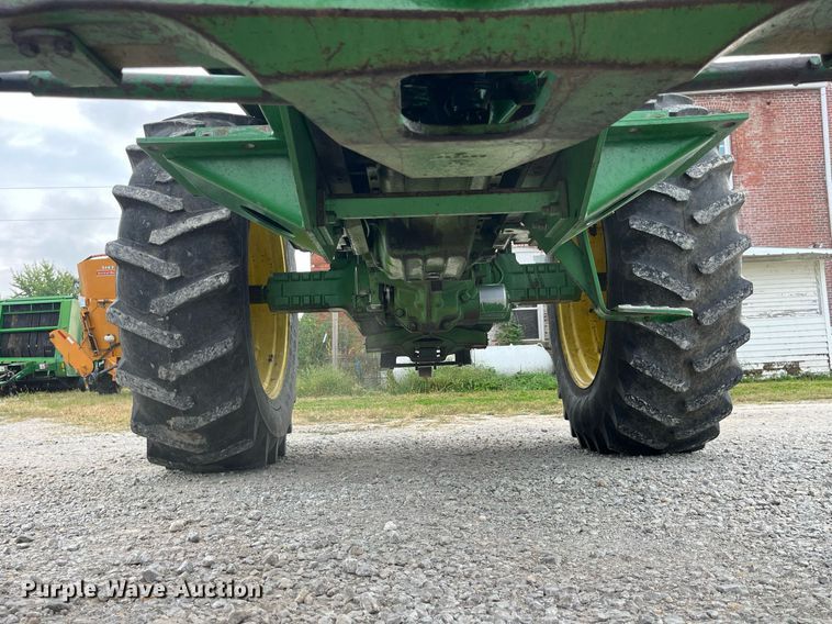 image for item MG9492 1980 John Deere 4440  tractor