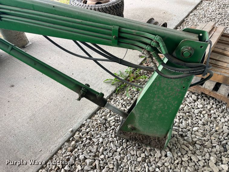 image for item MG9492 1980 John Deere 4440  tractor