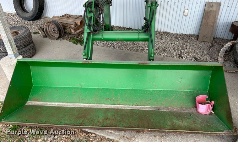 image for item MG9492 1980 John Deere 4440  tractor