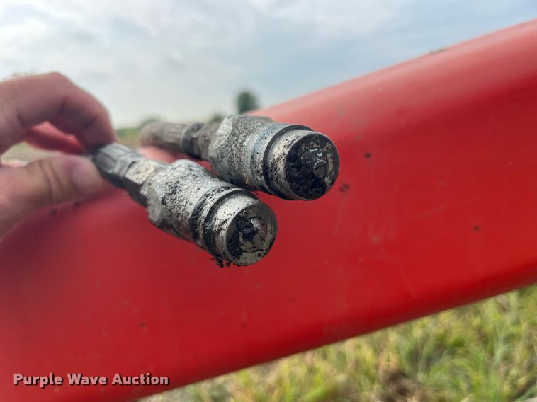 image for item MG9493 Kuhn SR112 GII  hay rake