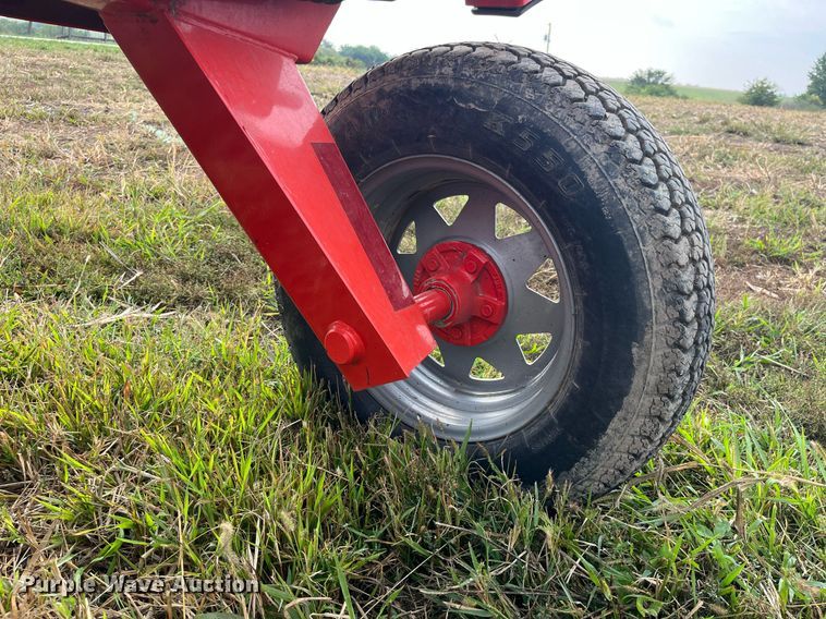 image for item MG9493 Kuhn SR112 GII  hay rake