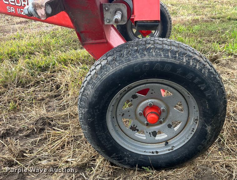 image for item MG9493 Kuhn SR112 GII  hay rake