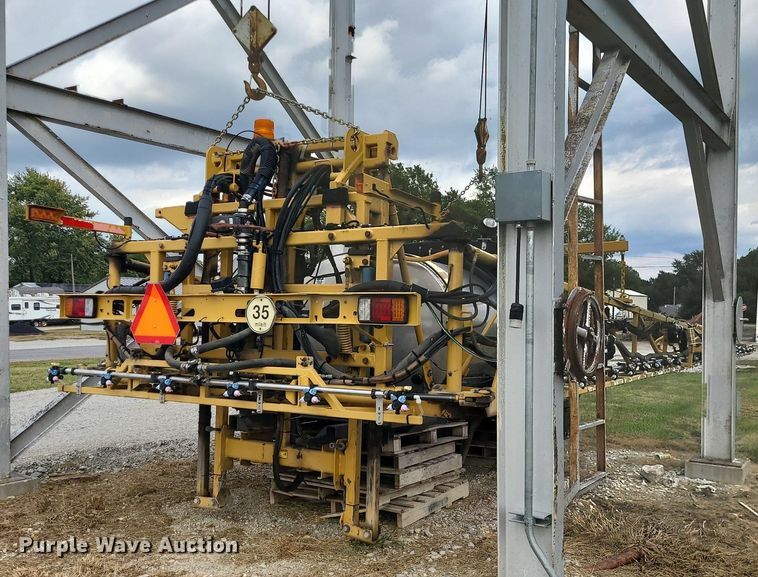 image for item MJ9390 AGCO  sprayer bed