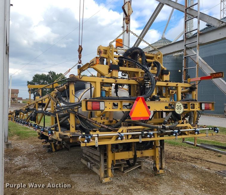 image for item MJ9390 AGCO  sprayer bed