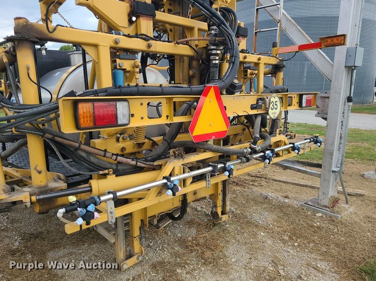 image for item MJ9390 AGCO  sprayer bed