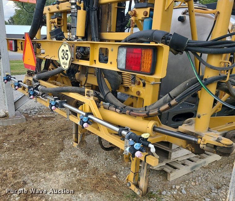 image for item MJ9390 AGCO  sprayer bed