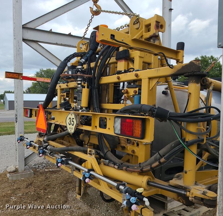 image for item MJ9390 AGCO  sprayer bed